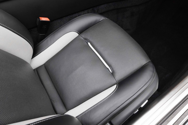 2019 Rolls-Royce Dawn  in , 
