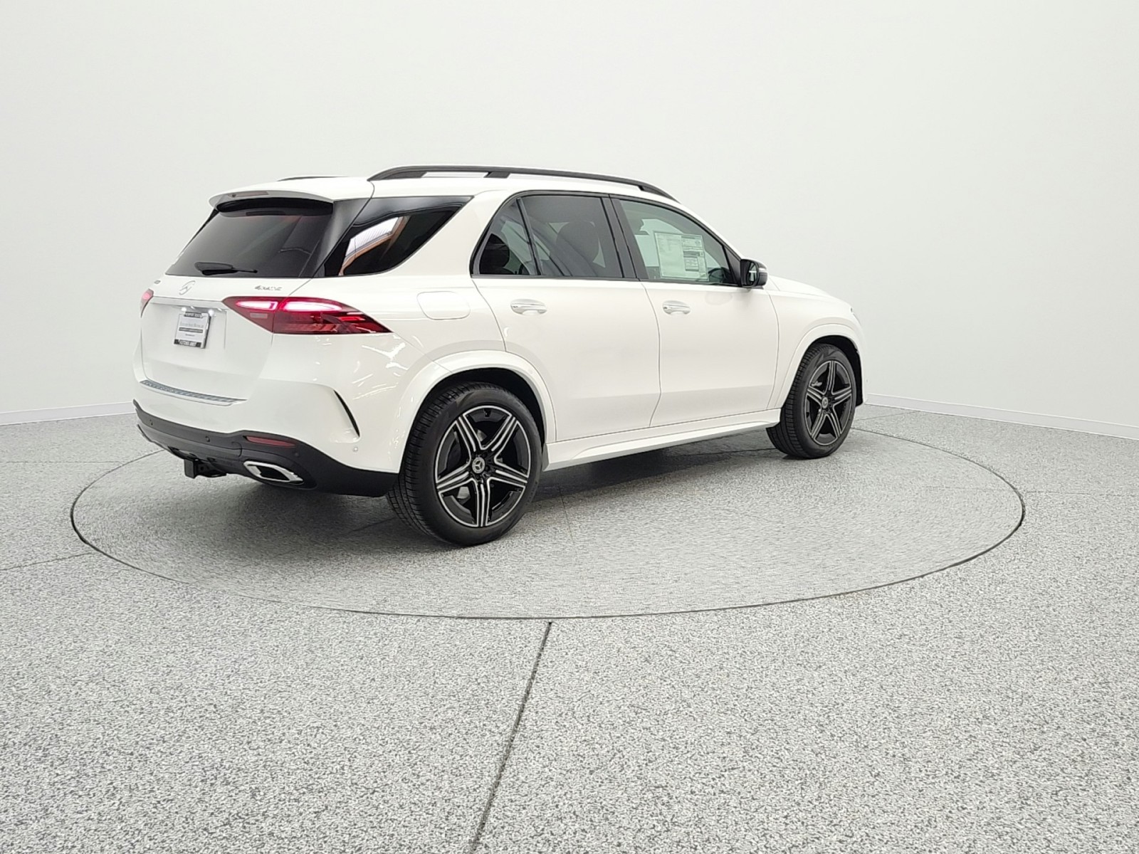 New 2026 Polar White Mercedes-Benz GLE 450 image 5