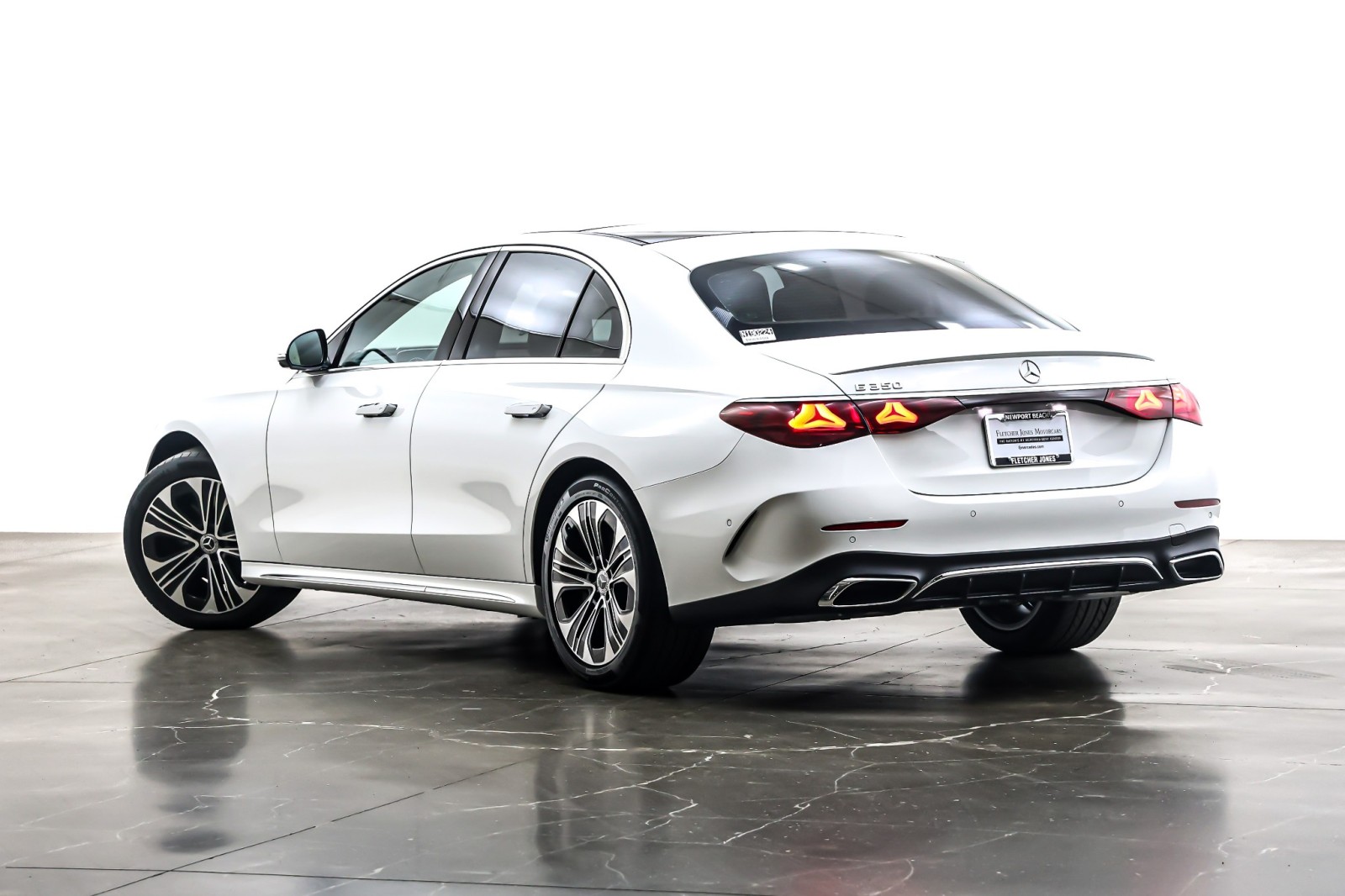 New 2026 Polar White Mercedes-Benz E 350 image 12