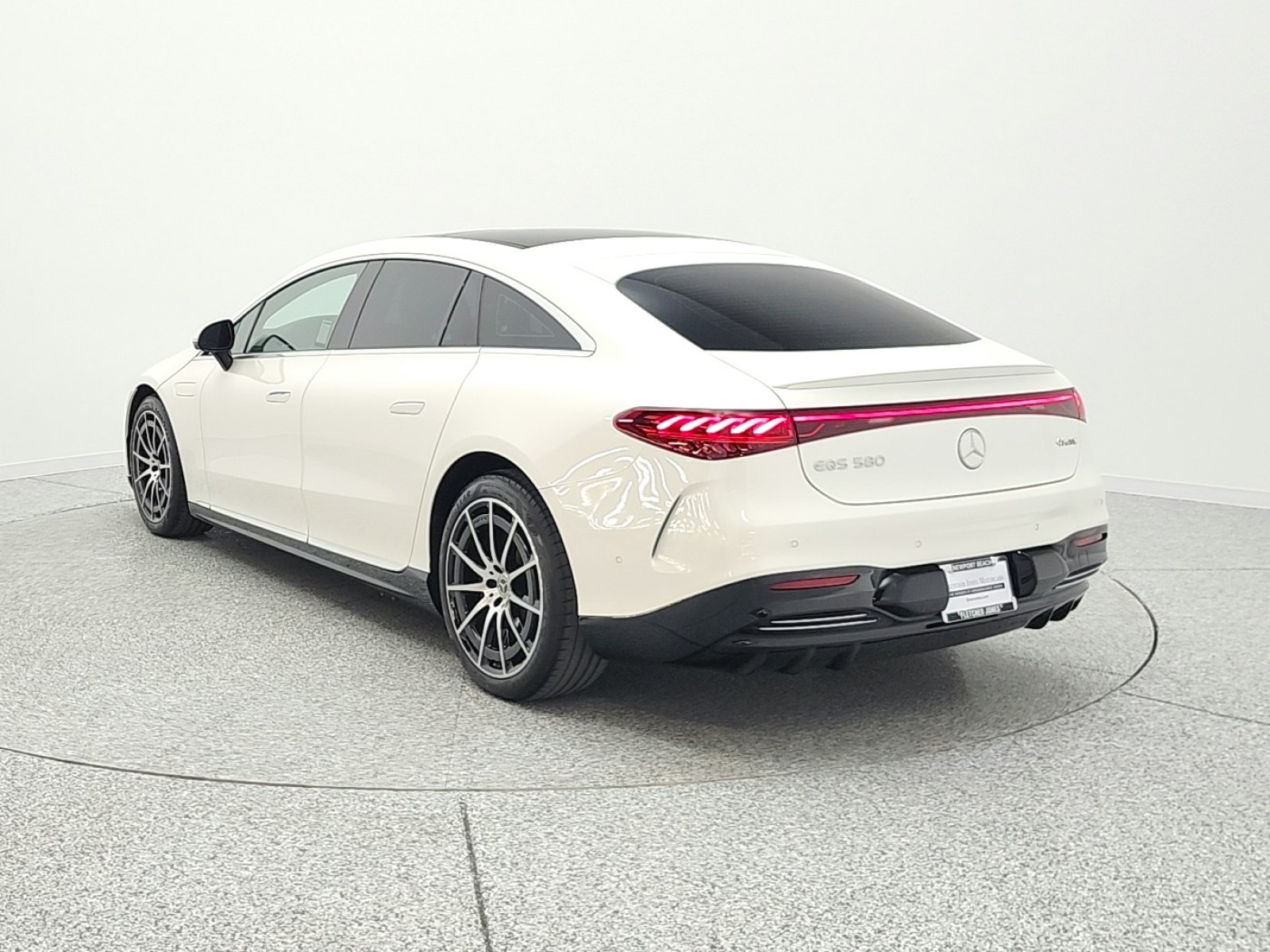 Certified Used 2023 MANUFAKTUR Diamond White Mercedes-Benz EQS 580 4MATIC® Sedan image 7