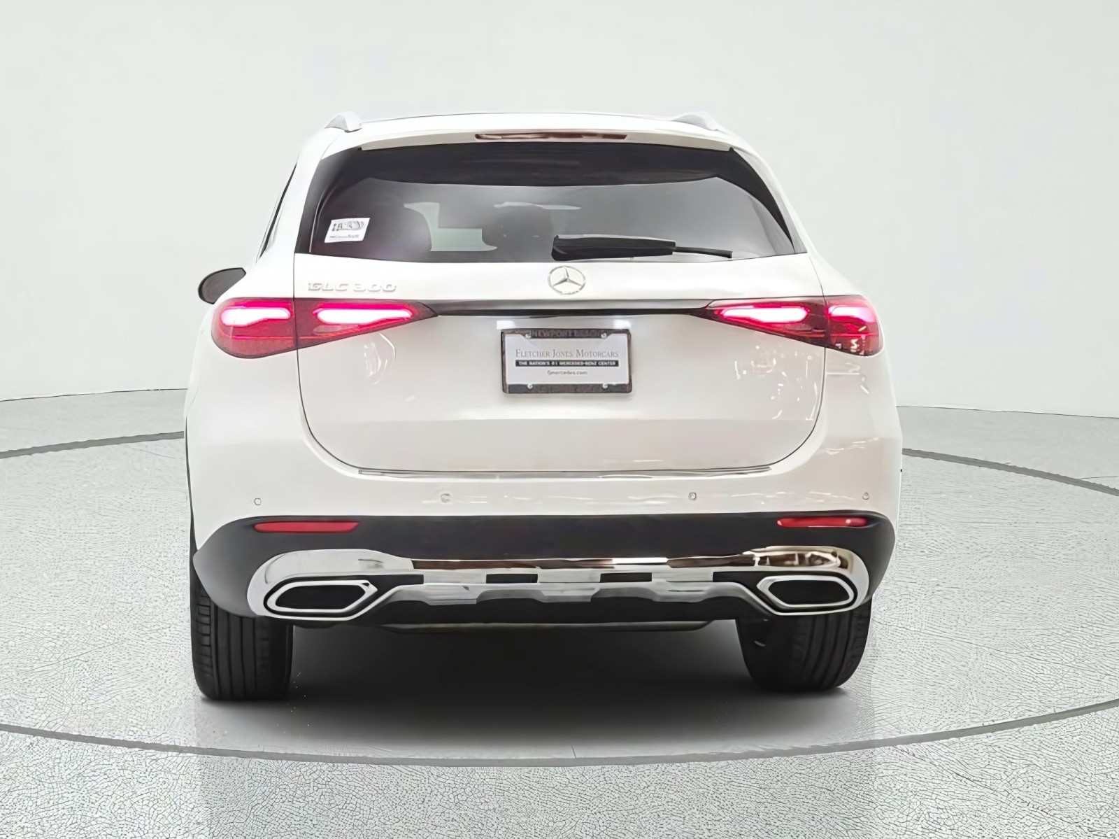 New 2027 Polar White Mercedes-Benz GLC 300 SUV image 6