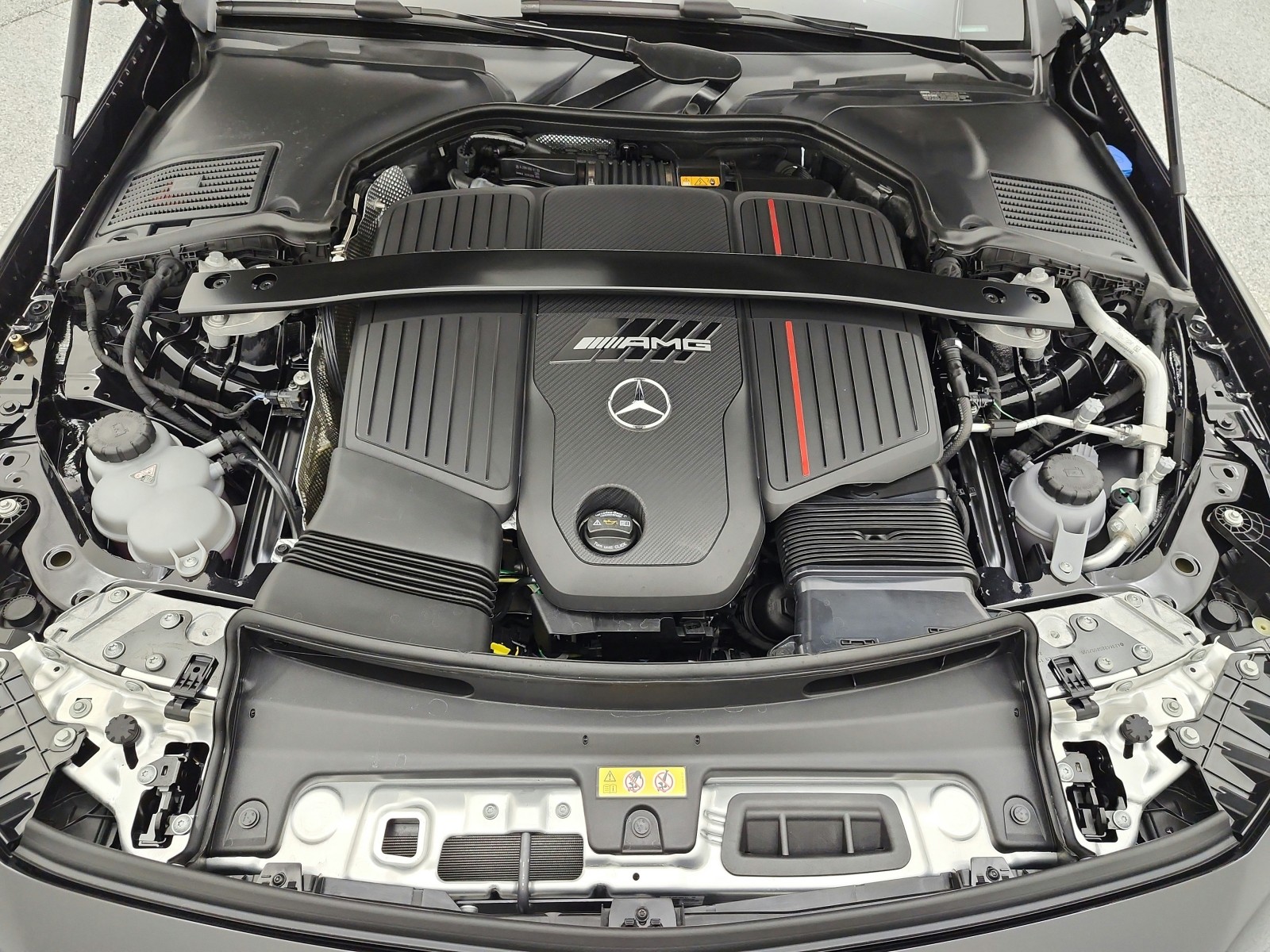New 2027 Obsidian Black Metallic Mercedes-Benz AMG® CLE 53 4MATIC+ Coupe image 11