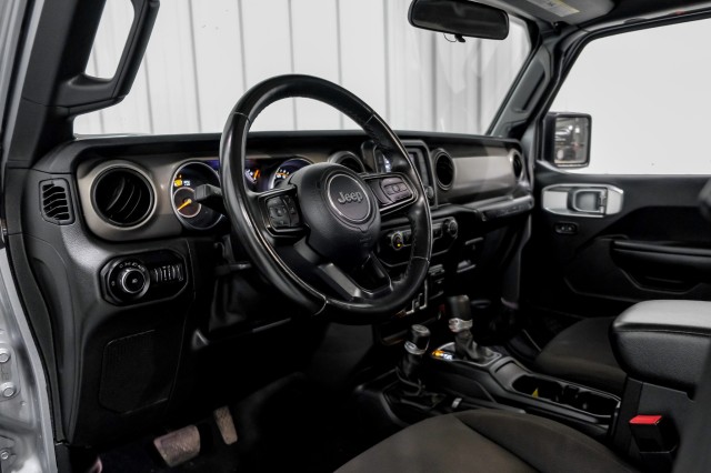 2020 Jeep Wrangler Unlimited Freedom 14