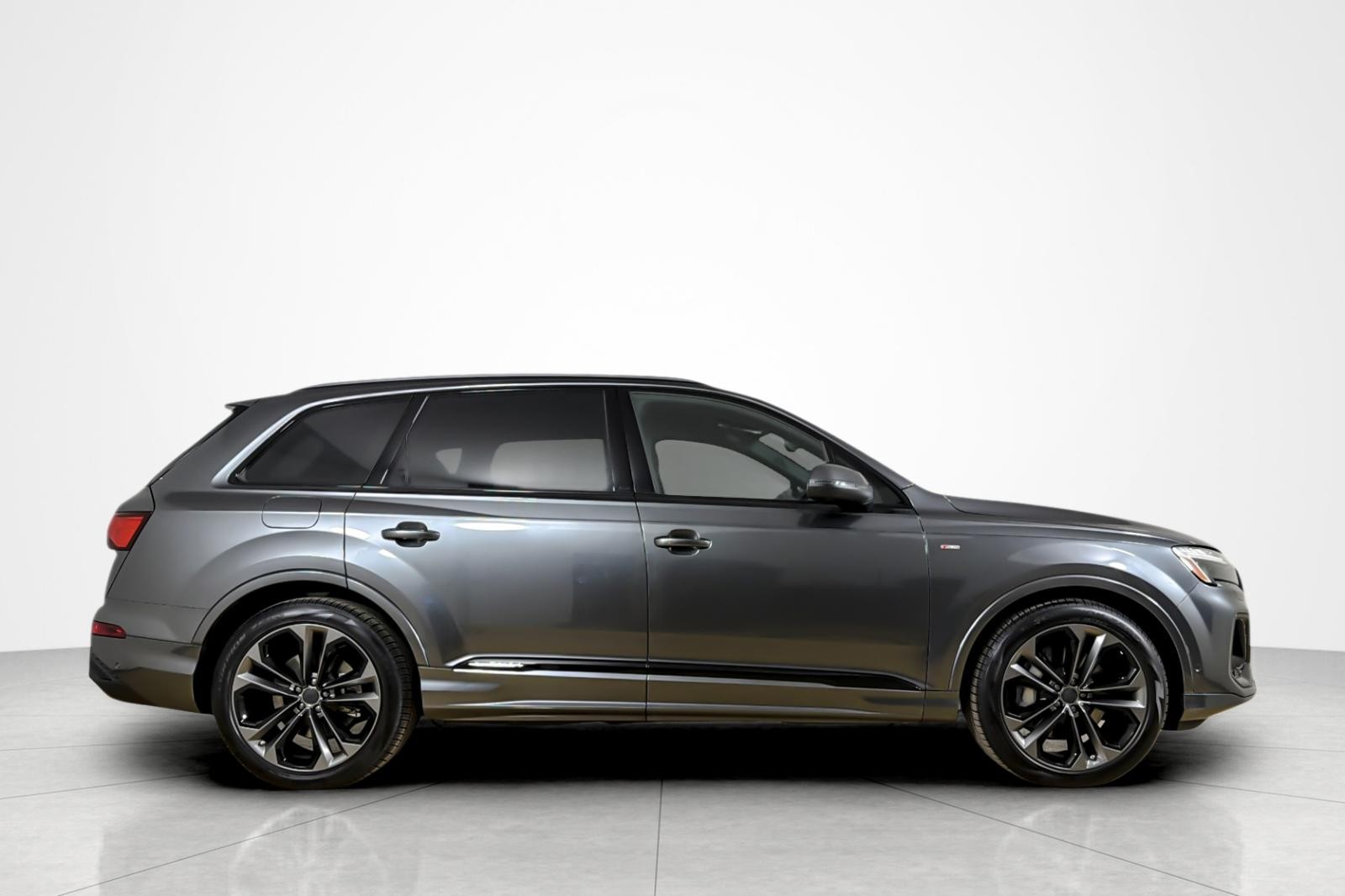 New 2026 Daytona Gray Pearl Effect Audi S line Premium Plus 55 quattro *Ltd Avail* image 7