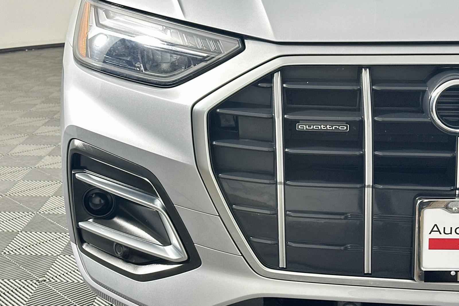 Used 2023 Florett Silver Metallic Audi Premium image 15