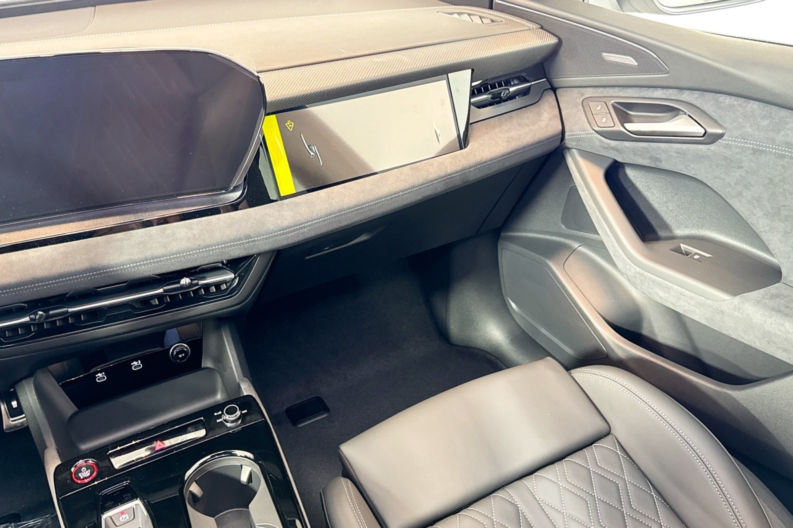 New 2025 Glacier White Metallic Audi Prestige quattro image 20