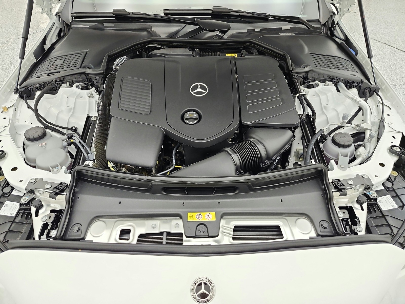 New 2026 Polar White Mercedes-Benz C 300 Sedan image 12