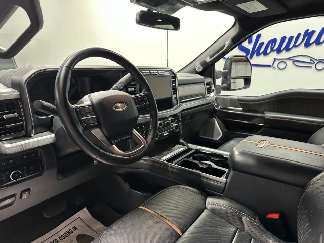 2023 Ford Super Duty F-250 SRW Platinum in , 