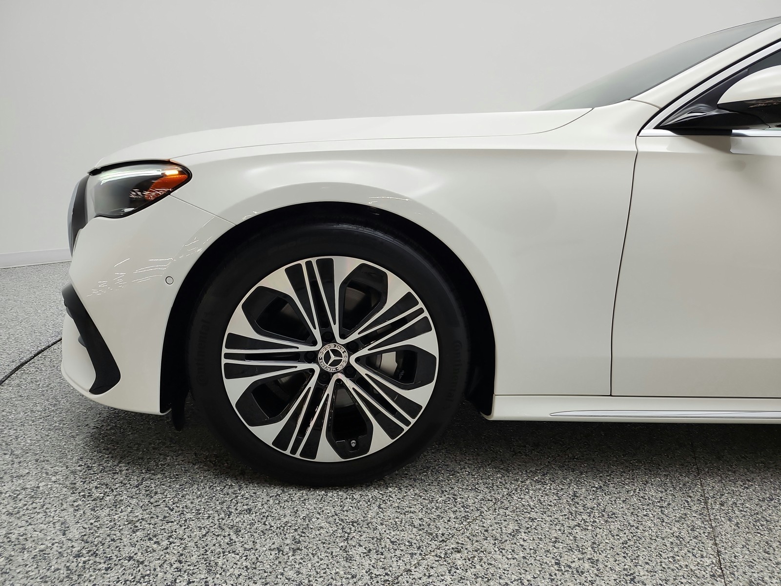 Certified Used 2024 Polar White Mercedes-Benz E 350 4MATIC® Sedan image 22