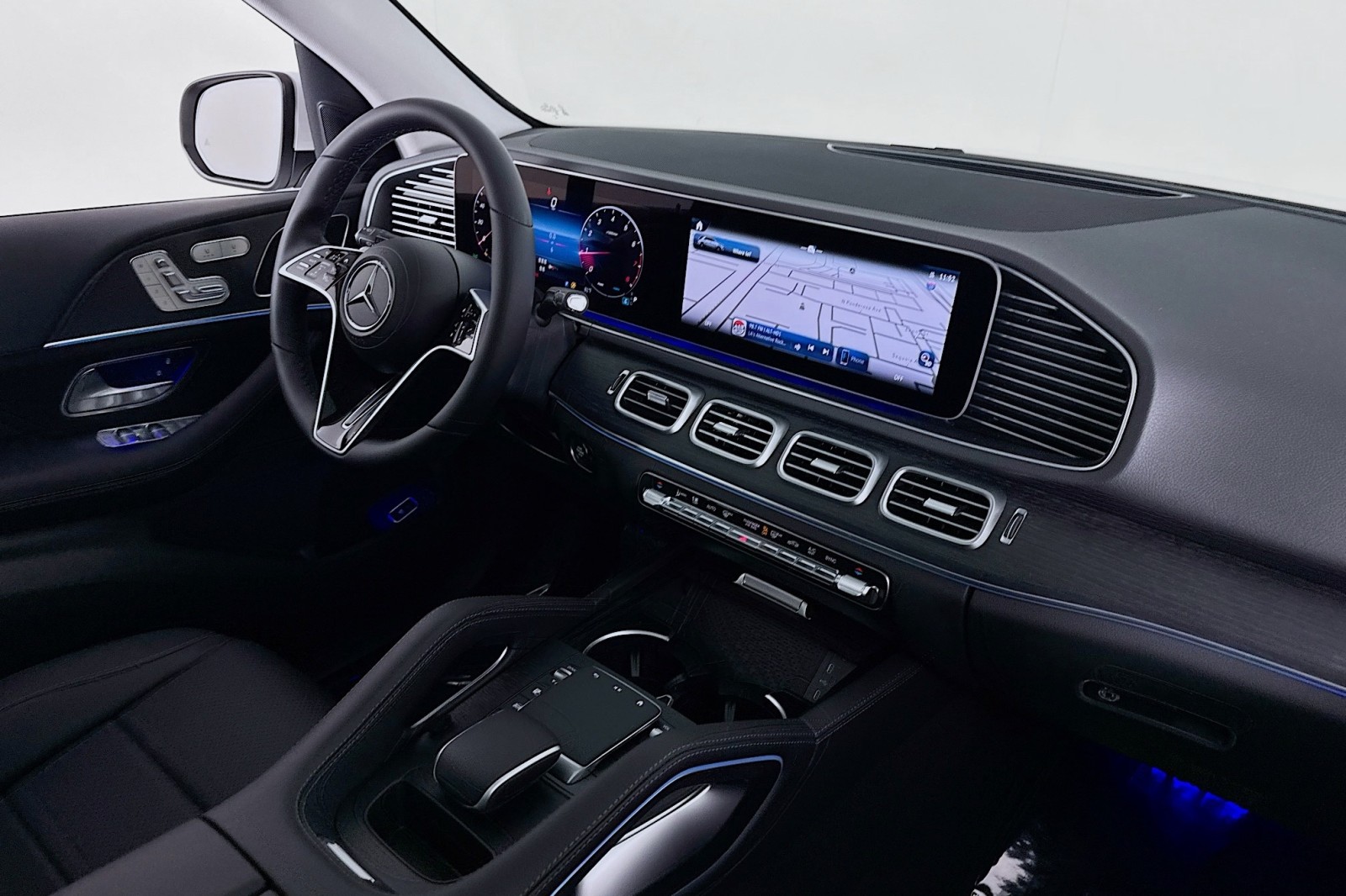 New 2026 Polar White Mercedes-Benz GLE 350 SUV image 16