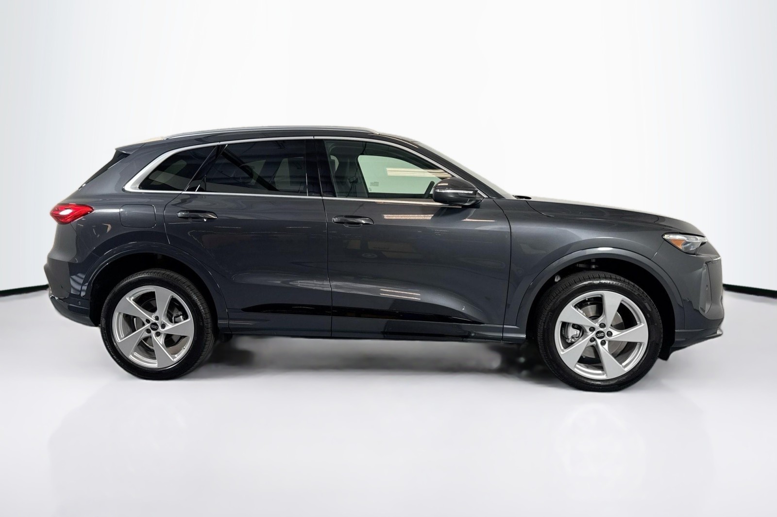 New 2025 Tambora Gray Metallic Audi Premium Plus 2.0 TFSI quattro image 4