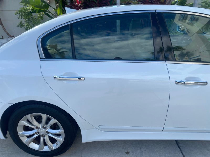 2013 Hyundai Genesis 3.8L LOW MILES 33,576 in , 