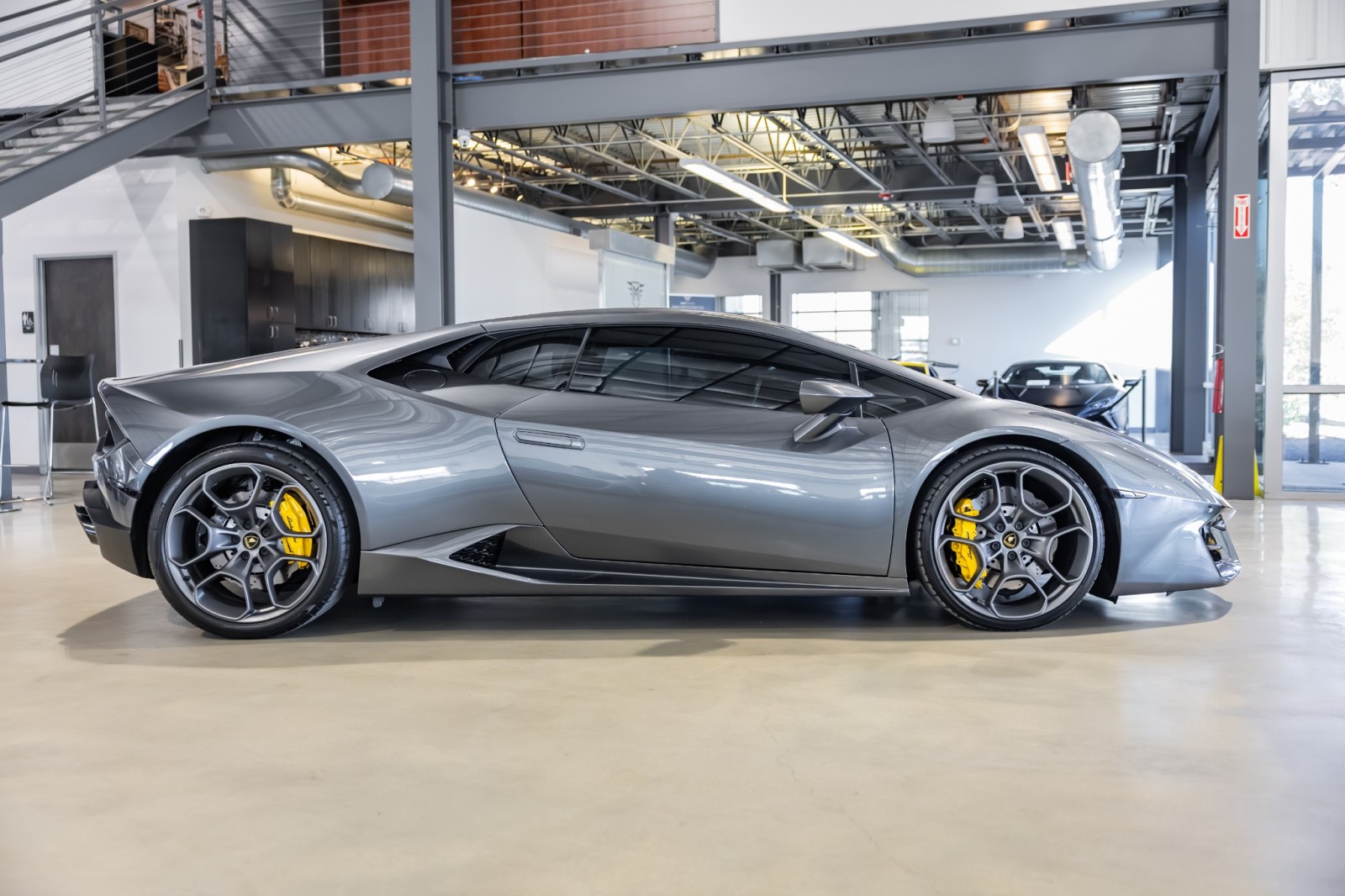 Used Car 2016 Lamborghini Huracan  Lp 580-2 - Lifting System + - $242,395 Msrp - Giano Wheels For Sale Under $240,000 In Boerne, Texas