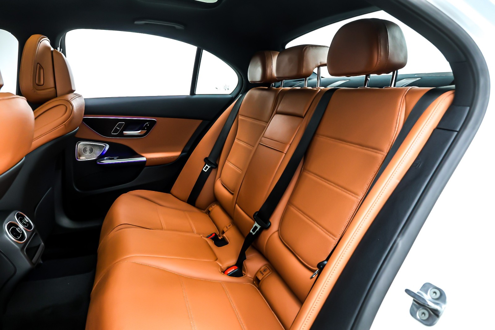 New 2026 Polar White Mercedes-Benz C 300 image 8