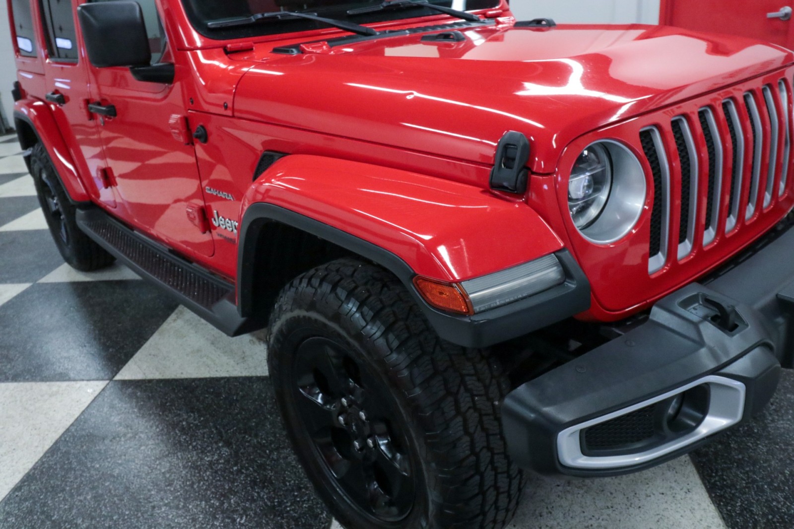 Used Car 2018 Jeep Wrangler Unlimited  Sahara For Sale Under $25,000 In Austin, Texas