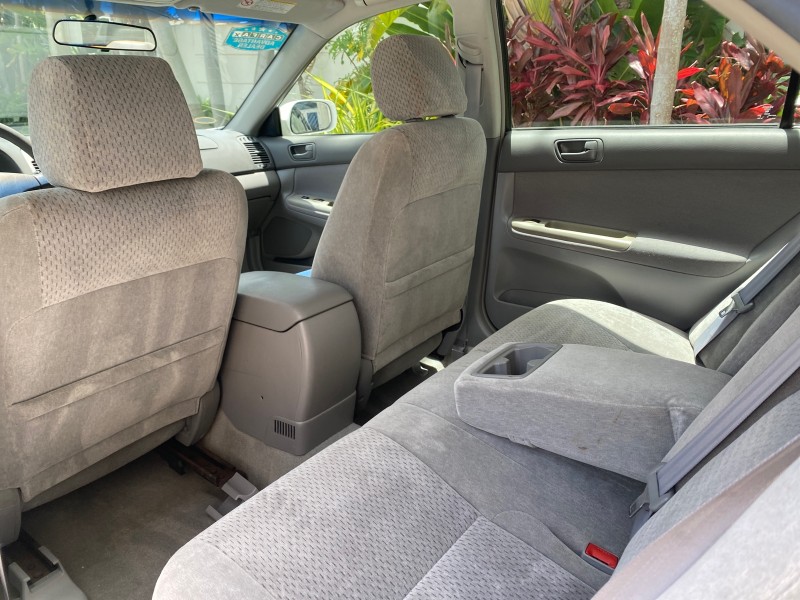 2003 Toyota Camry LE LOW MILES 61,005 in , 