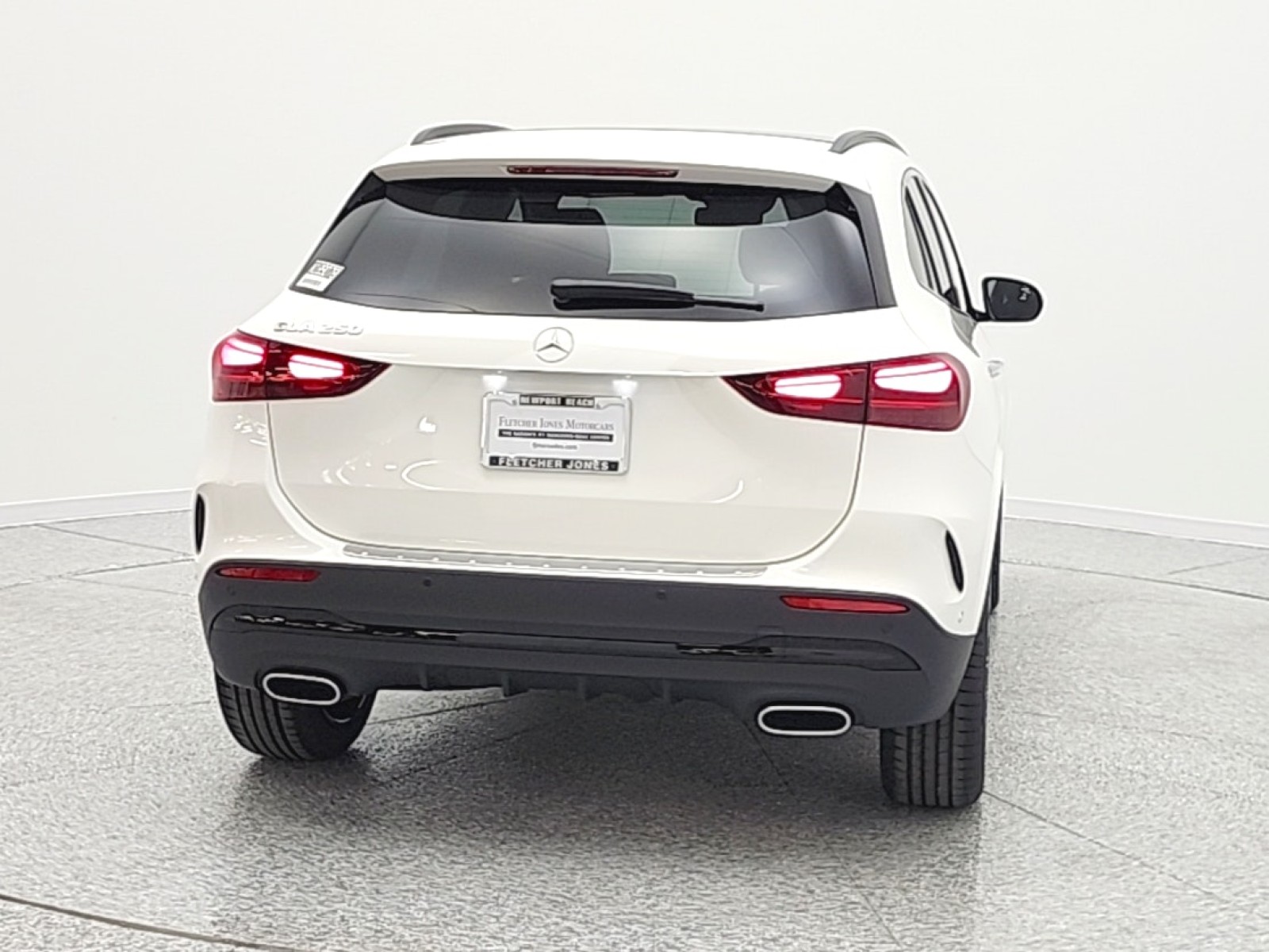 New 2026 Polar White Mercedes-Benz GLA 250 image 6