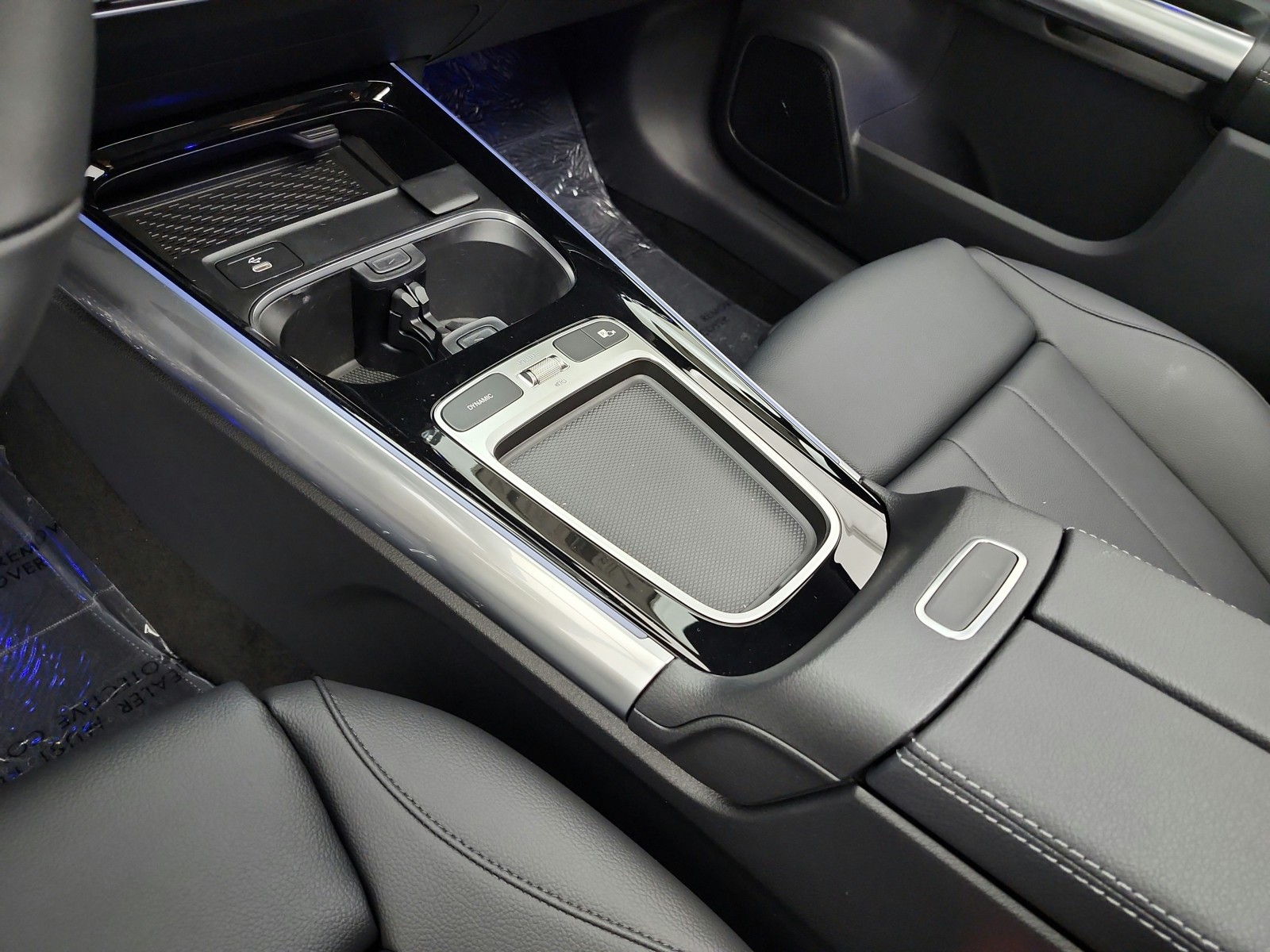New 2026 Night Black Mercedes-Benz GLA 250 SUV image 10