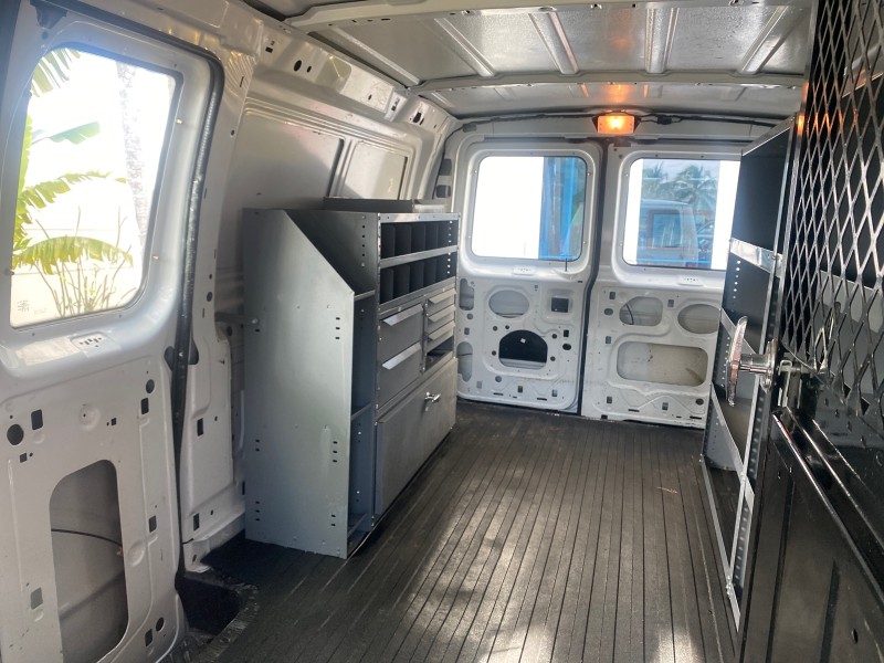 2000 Ford Econoline Cargo Van LOW MILES 68,046 in , 