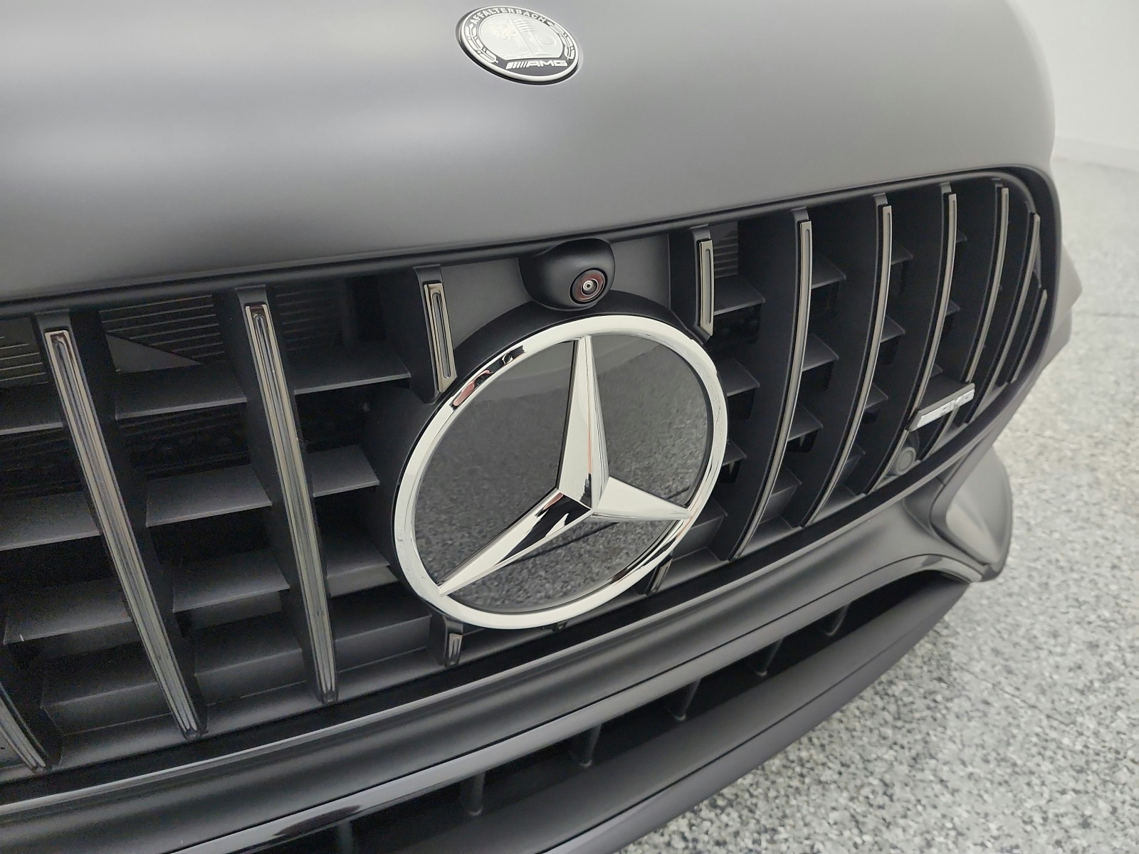 New 2026 MANUFAKTUR Graphite Grey Magno Mercedes-Benz AMG® CLE 53 image 12