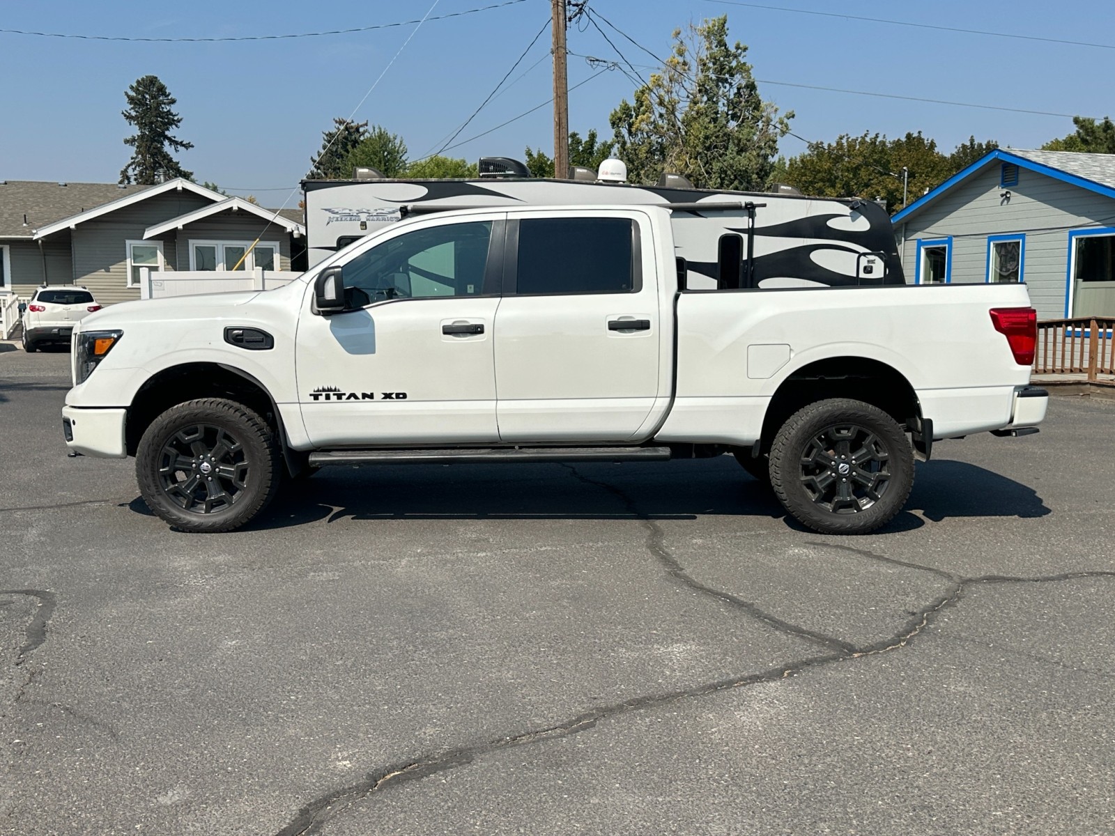 2019 Nissan Titan XD SV 13