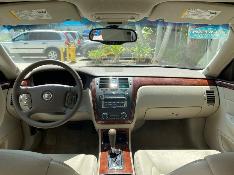 2006 Cadillac DTS LOW MILES 58,287 in , 