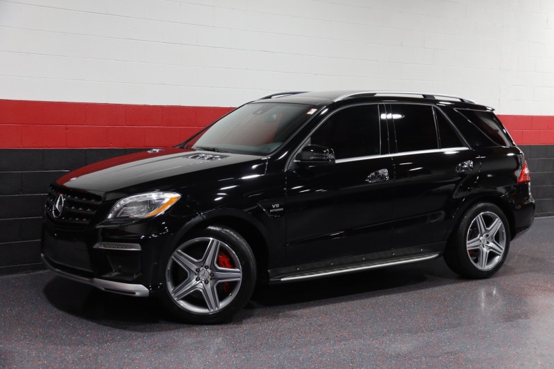 2014 Mercedes-Benz ML63 AMG Designo w/Performance Package 4-Matic 4dr Suv in , 