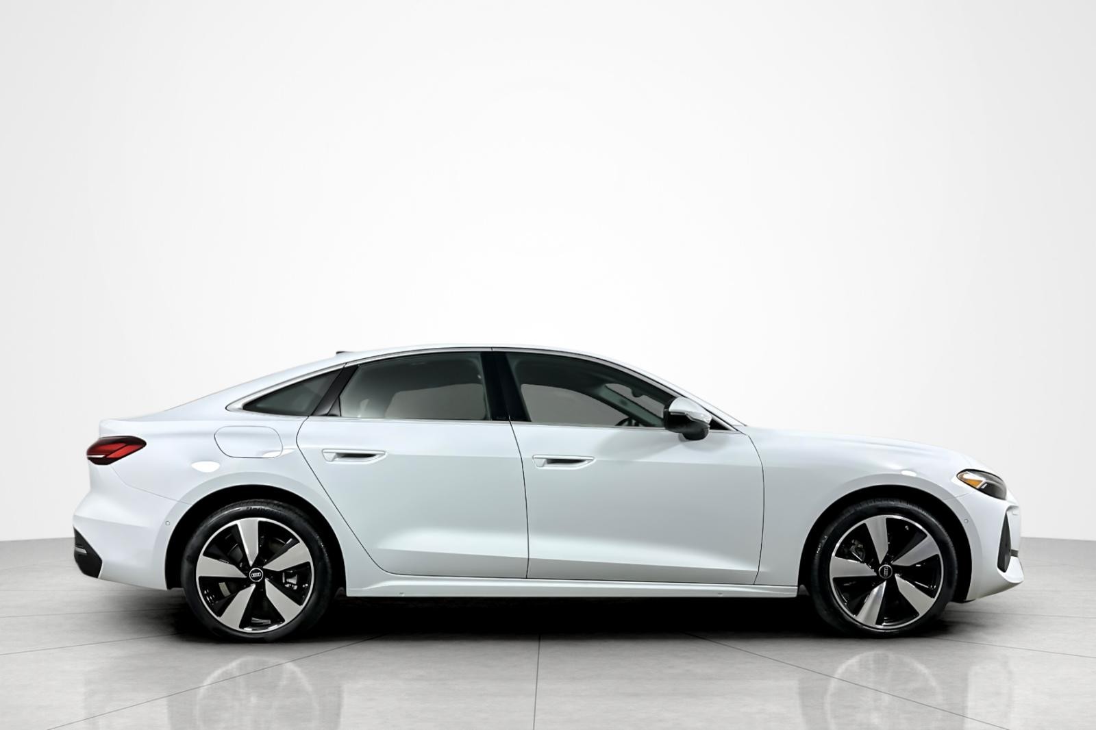 New 2025 Glacier White Metallic Audi Premium Plus 2.0 TFSI quattro image 7