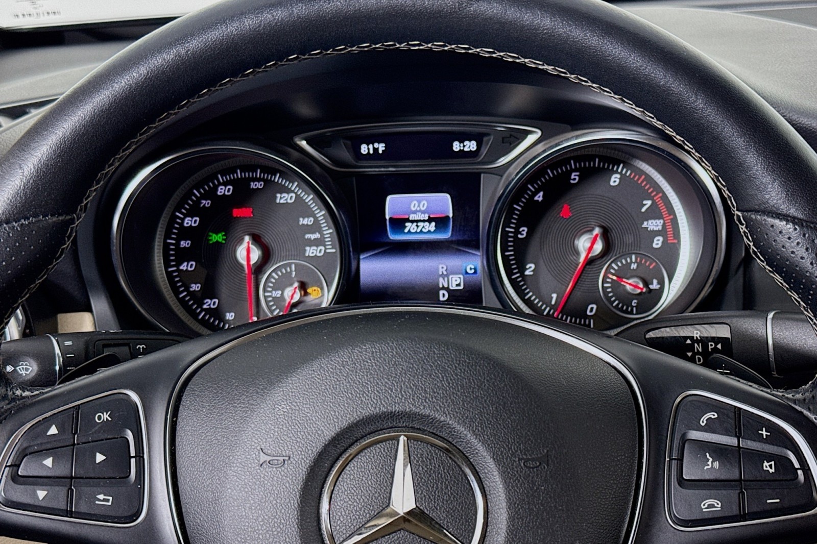 Used 2019 Polar White Mercedes-Benz GLA 250 image 18