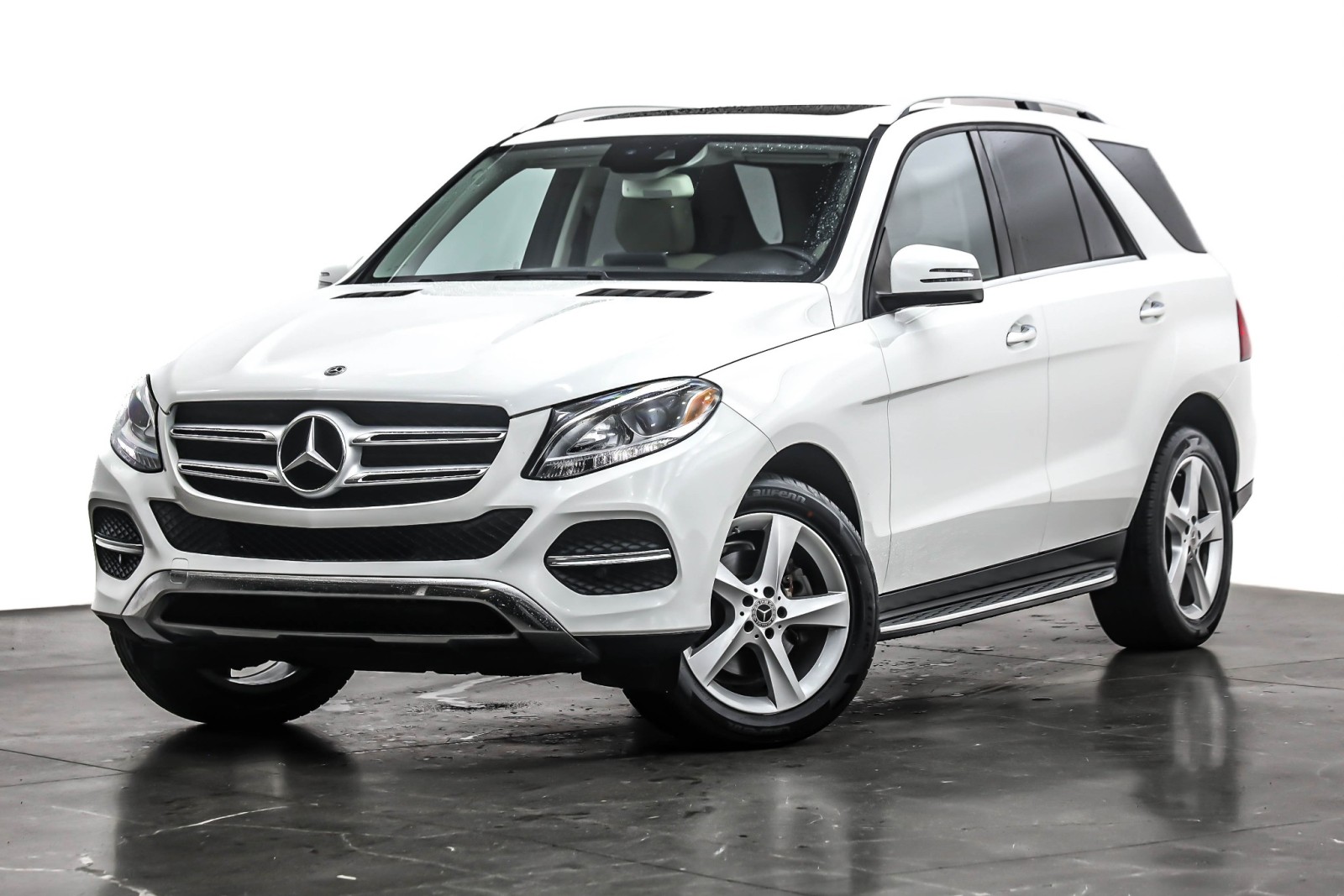 2018 Mercedes-Benz GLE-Class GLE350's photo