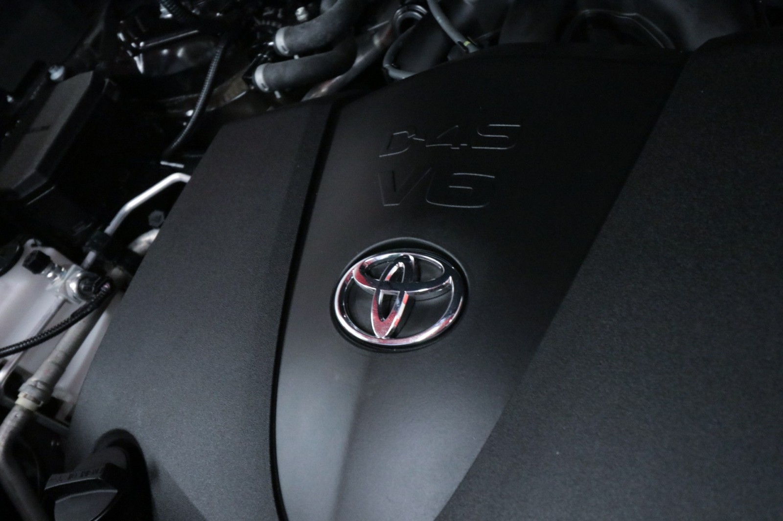 Used Car 2021 Toyota Highlander  Xle For Sale Under $35,000 In Austin, Texas