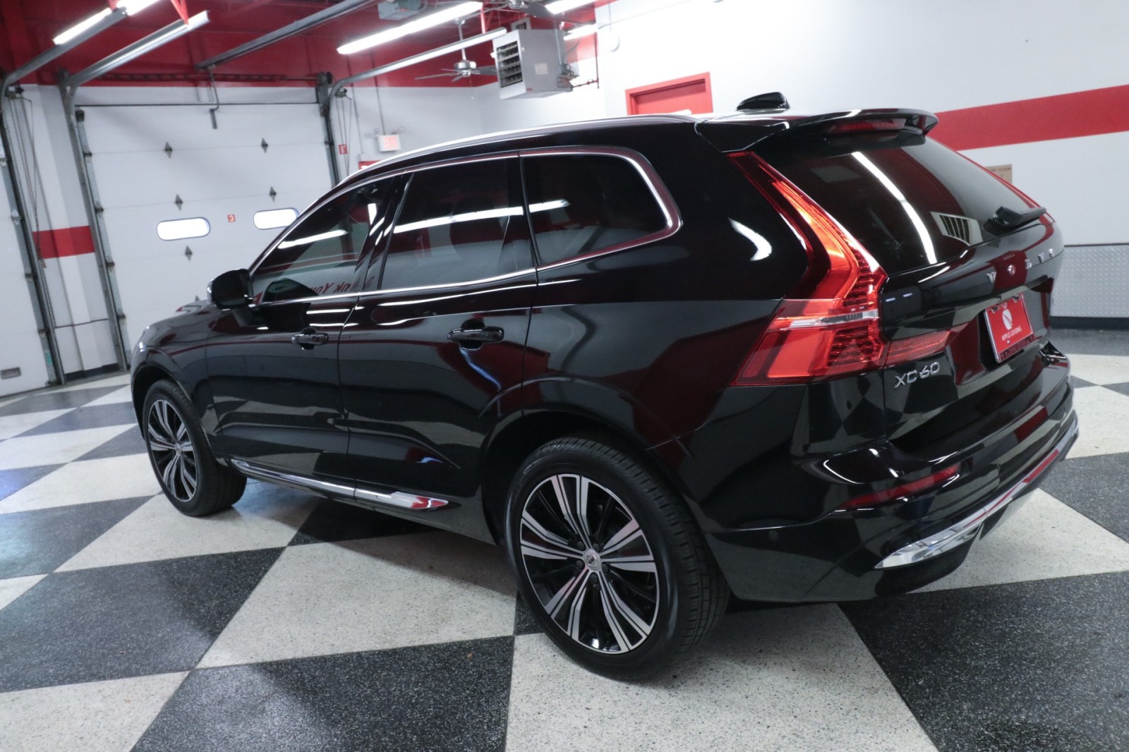 Used Car 2023 Volvo Xc60  Plus Bright Theme For Sale Under $40,000 In Austin, Texas