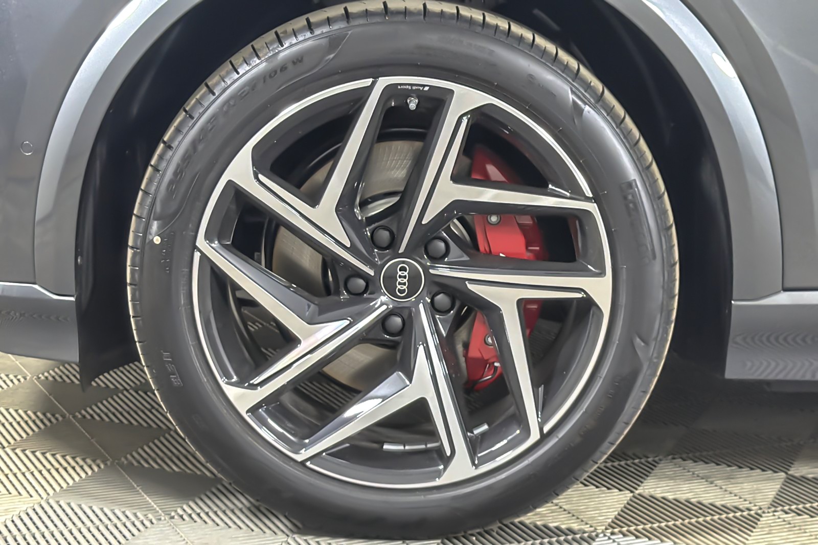 New 2027 Daytona Gray Pearl Effect Audi Premium Plus quattro image 24
