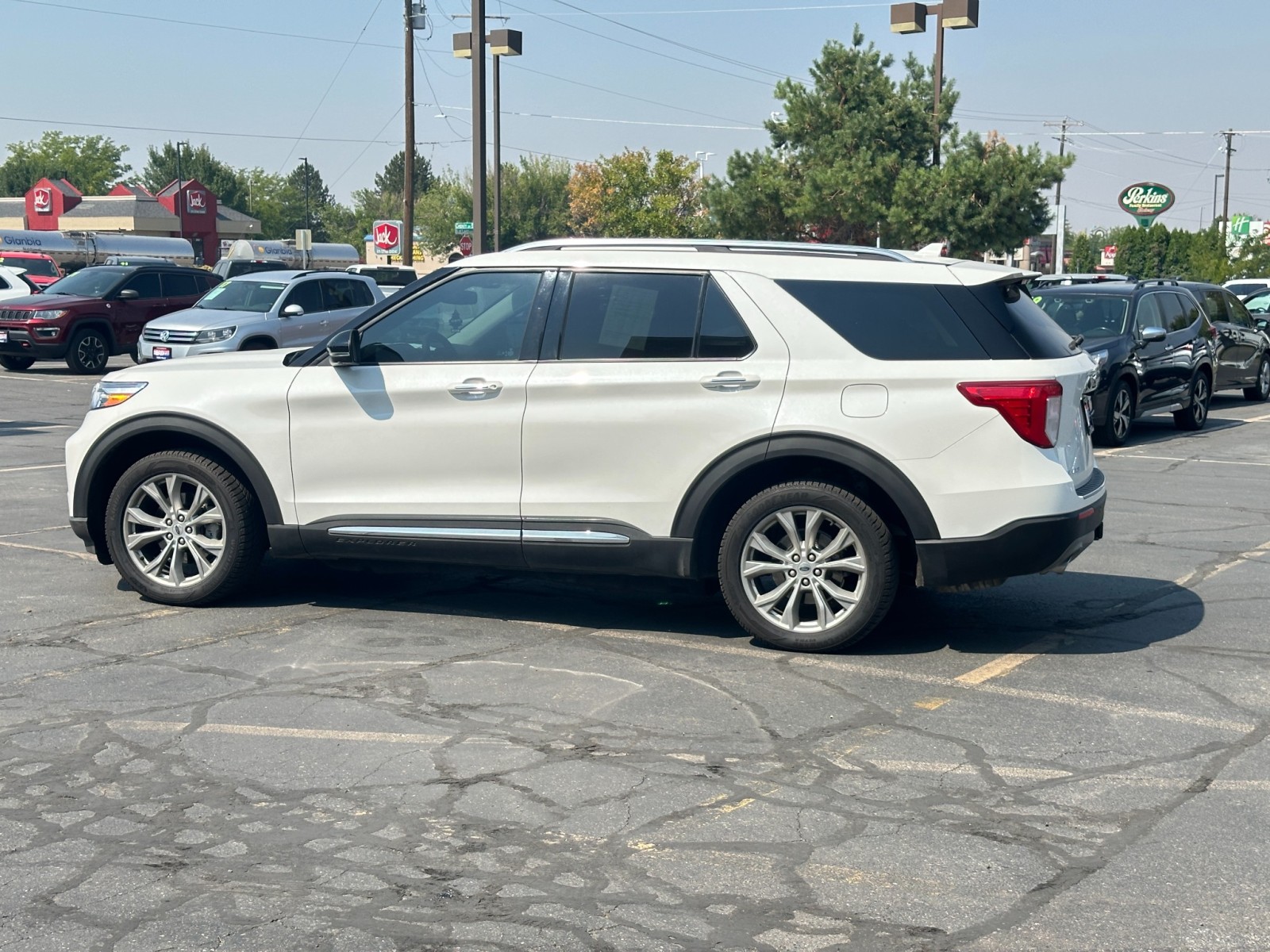 2020 Ford Explorer Limited 9