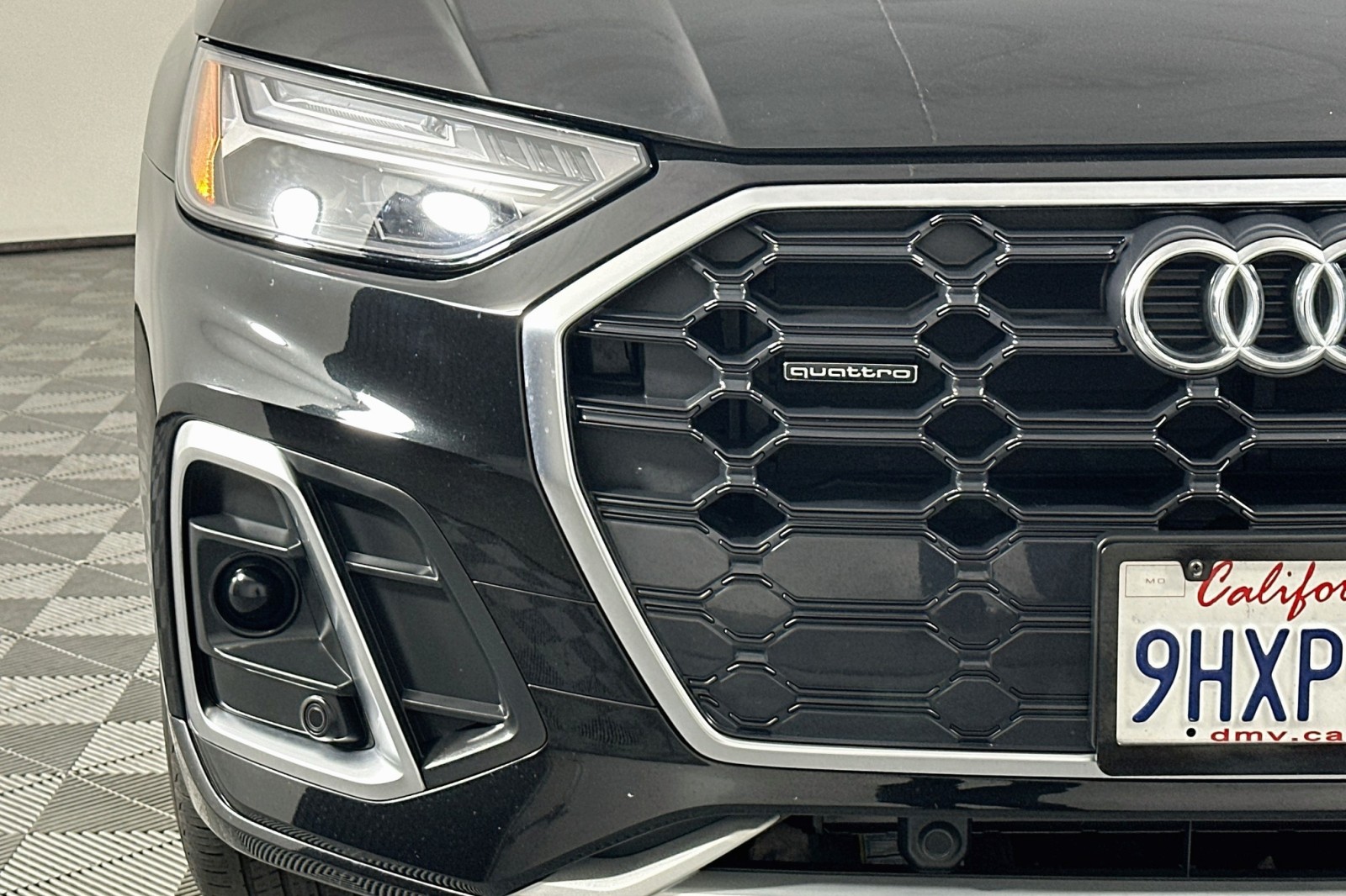 Used 2023 Mythos Black Metallic Audi S line Premium image 16