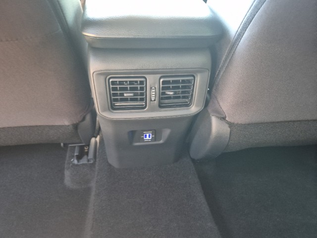 ToyotaRAV437