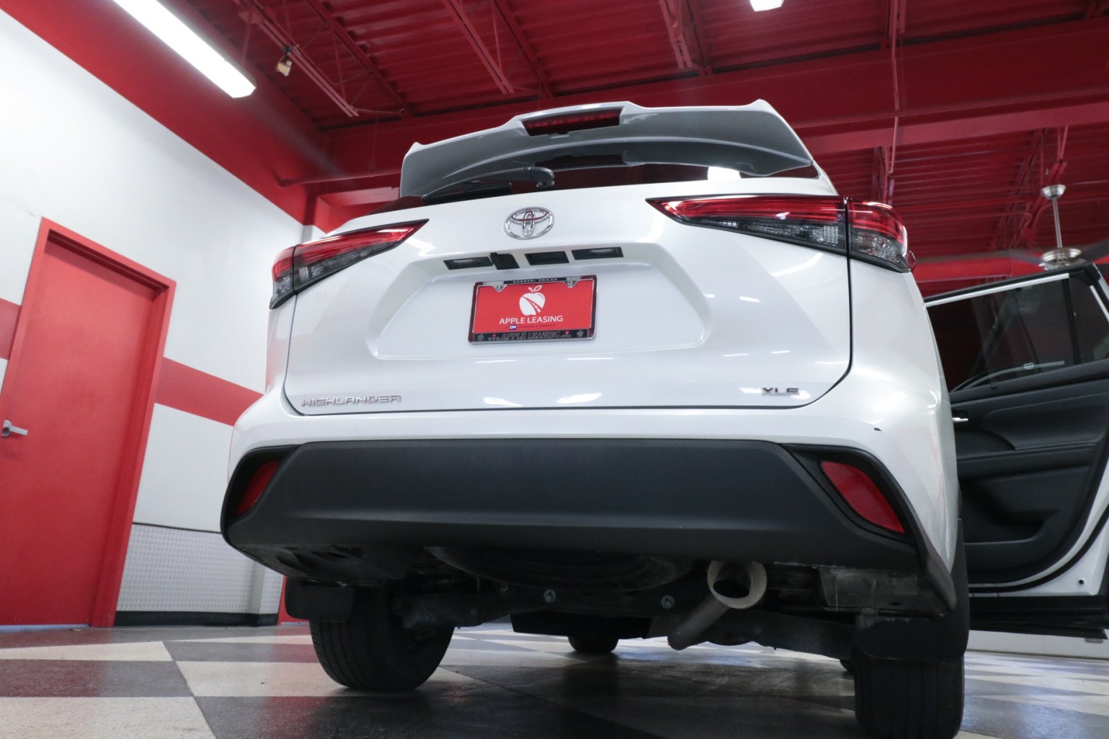 Used Car 2023 Toyota Highlander  Xle For Sale Under $40,000 In Austin, Texas