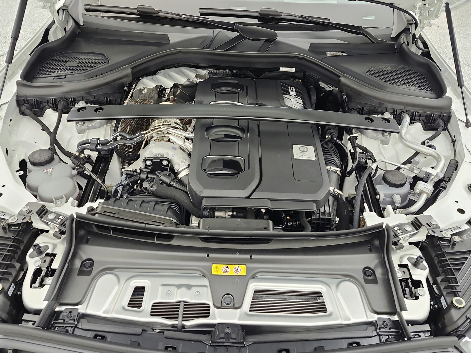 New 2026 Polar White Mercedes-Benz AMG® GLC 43 4MATIC SUV image 24