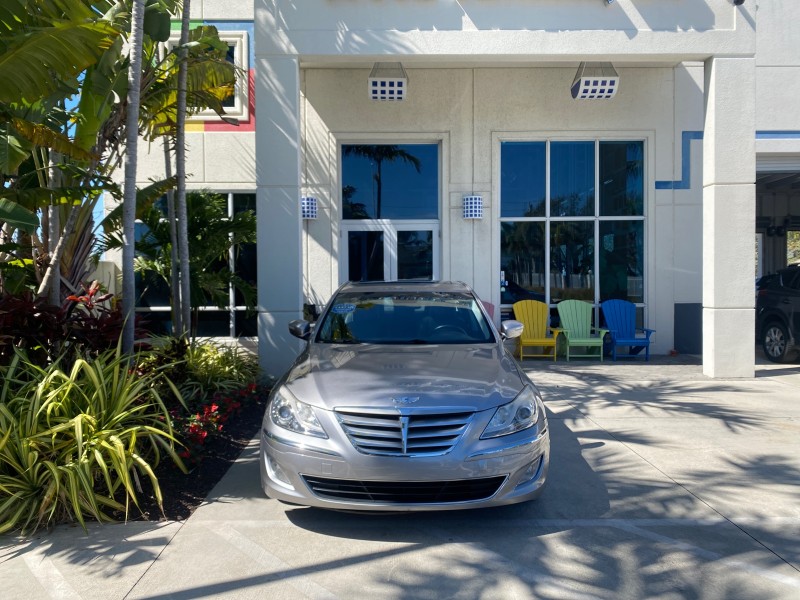 2012 Hyundai Genesis 3.8L SUNROOF PREM PKG in , 