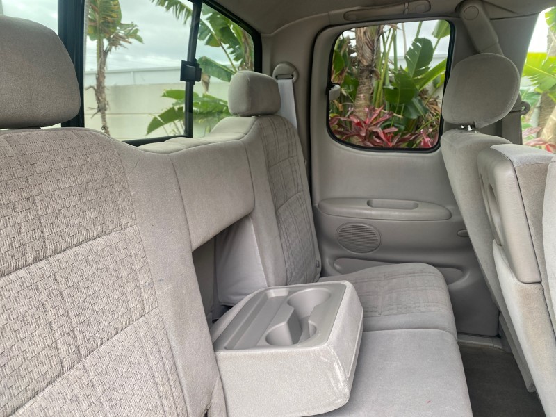 2004 Toyota Tundra SR5 1 OWNER 4WD XTRA CAB STEP SIDE in , 