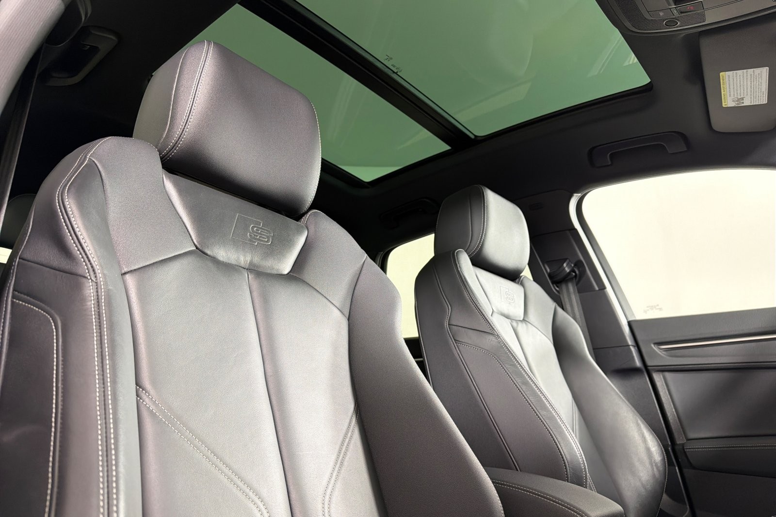 Used 2023 Mythos Black Metallic Audi S line Premium 45 TFSI quattro image 16