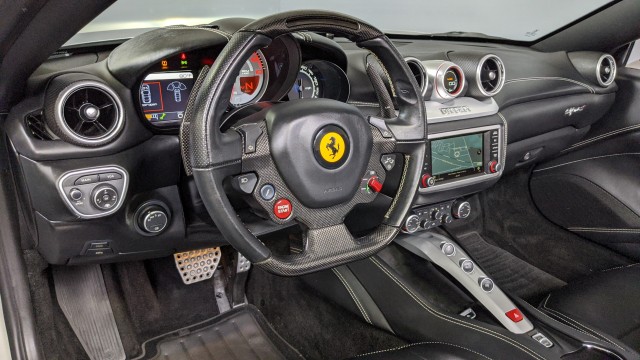 2016 Ferrari California T 19