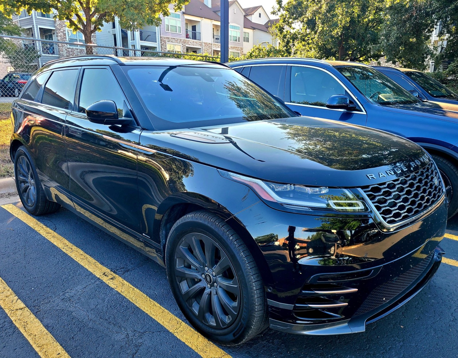 Used Car 2018 Land Rover Range Rover Velar  R-dynamic Se For Sale Under $25,000 In Austin, Texas