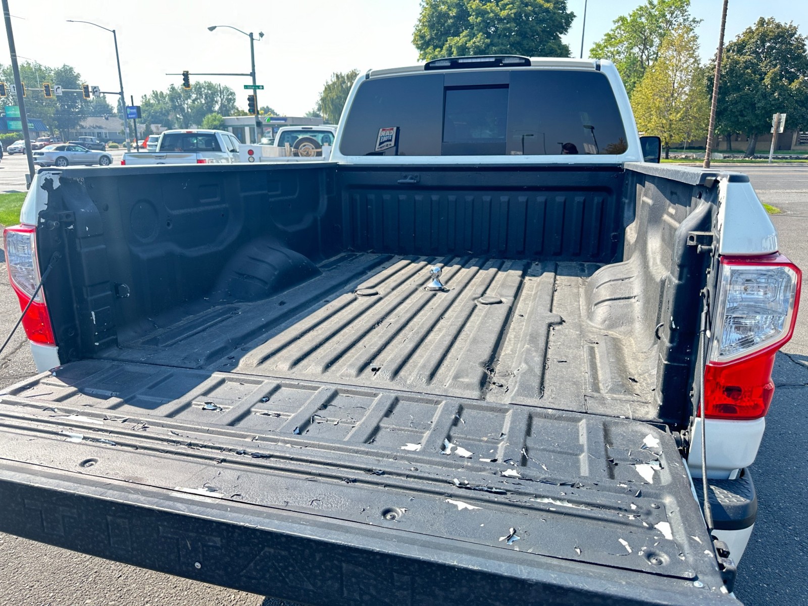 2019 Nissan Titan XD SV 11