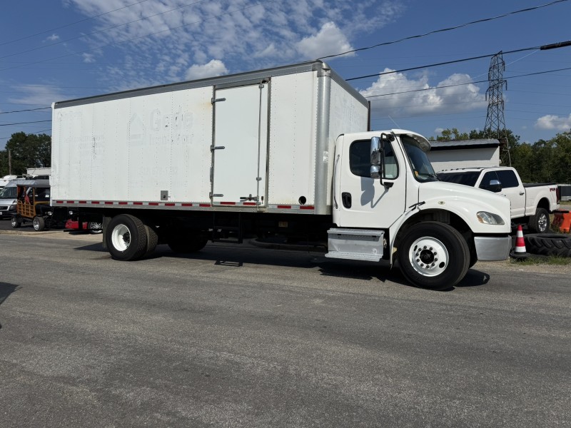 2019 Freightliner M2 24' Box Truck w 2 4' Side Doors in ,