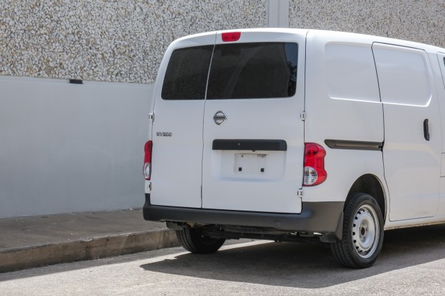 2021 Nissan NV200 Compact Cargo S 10