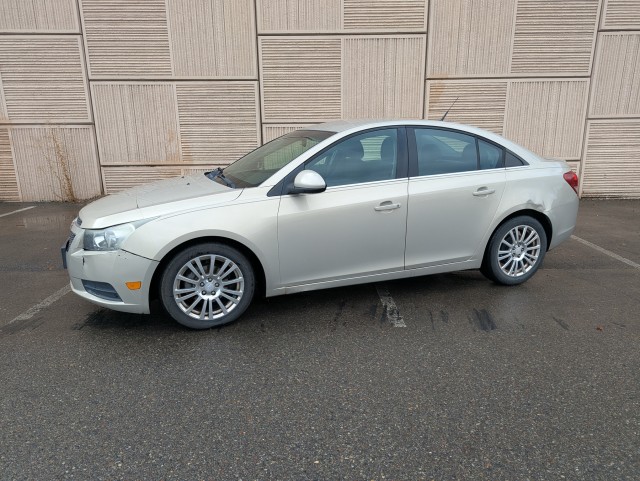 2012 Chevrolet Cruze Eco Sedan FWD
