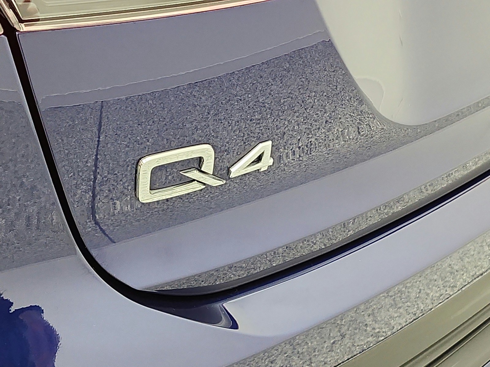 Used 2023 Navarra Blue Metallic Audi Premium Plus 40 RWD image 33