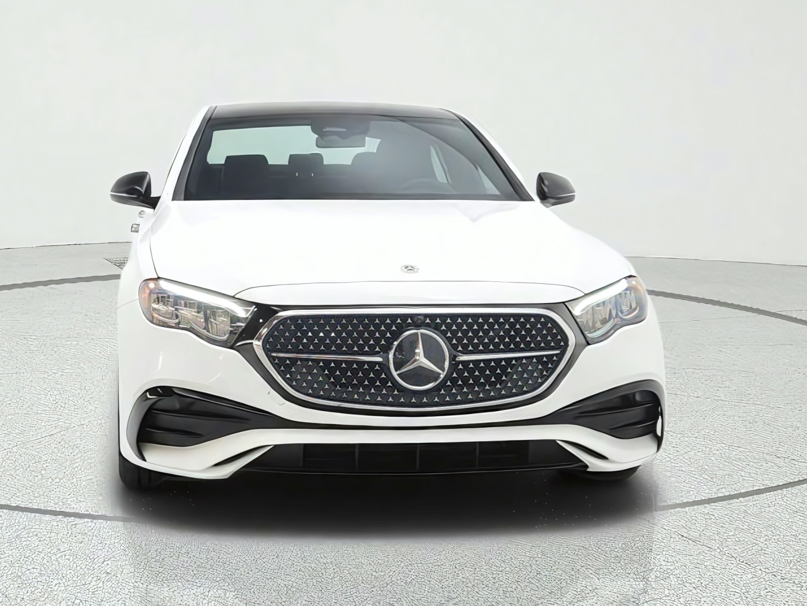 New 2027 Polar White Mercedes-Benz E 350 RWD Sedan image 2