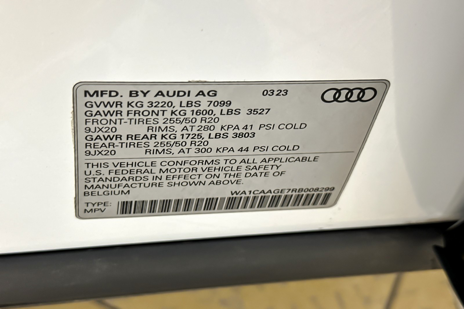 Used 2024 Glacier White Metallic Audi S line Premium Plus quattro image 27